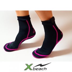 Ponožky na plážové športy XBEACH - fialové